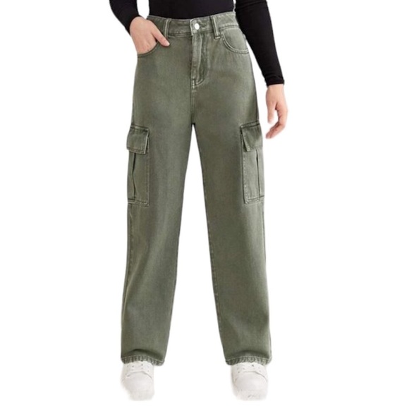 L.L. BEAN Classic Cargo Pants Women's Size 34x29 Green Wide Leg - Picture 2 of 11